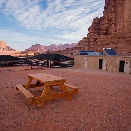 Wadi Rum Bright Moon Esterno foto