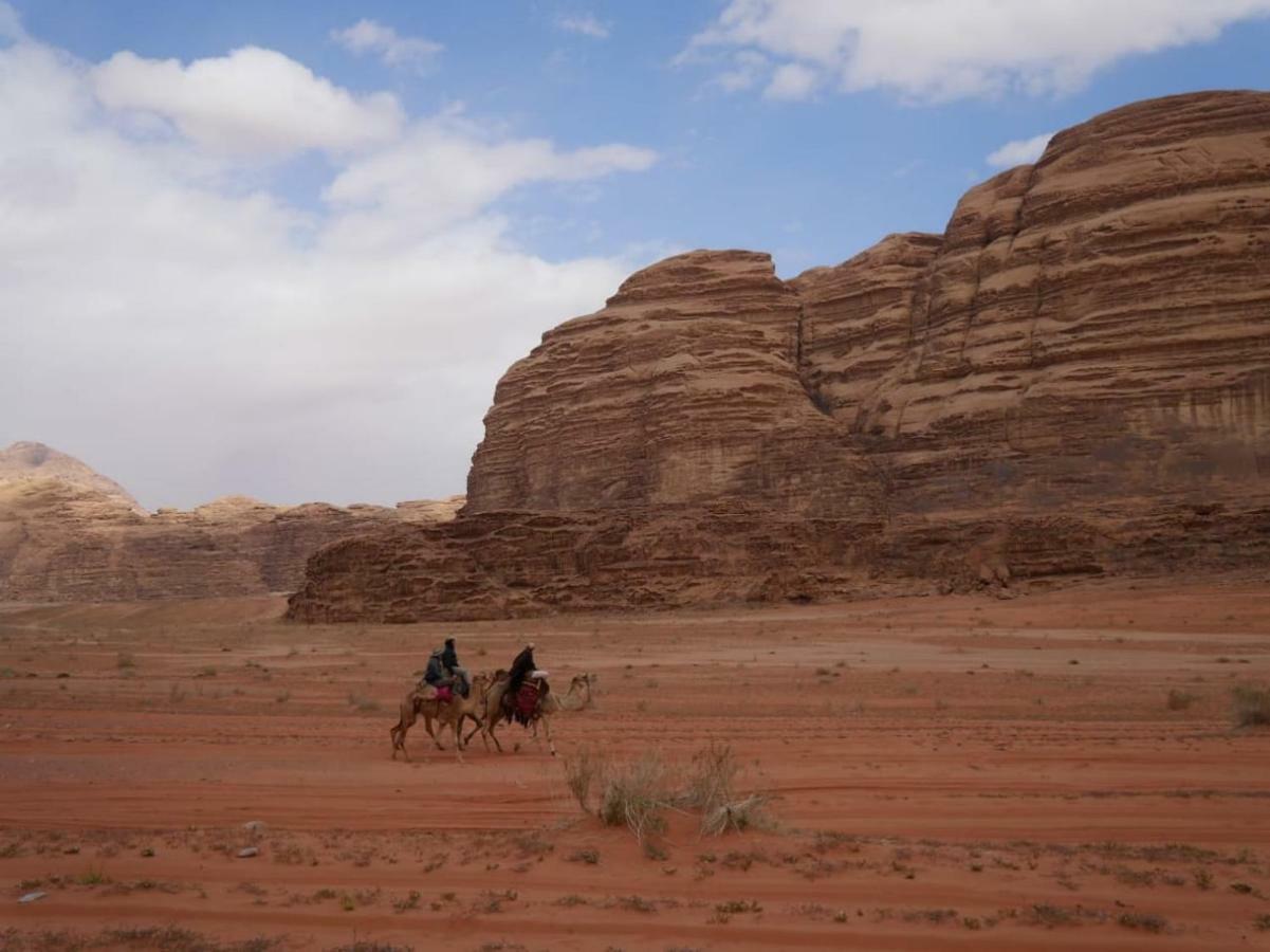 Wadi Rum Bright Moon Esterno foto