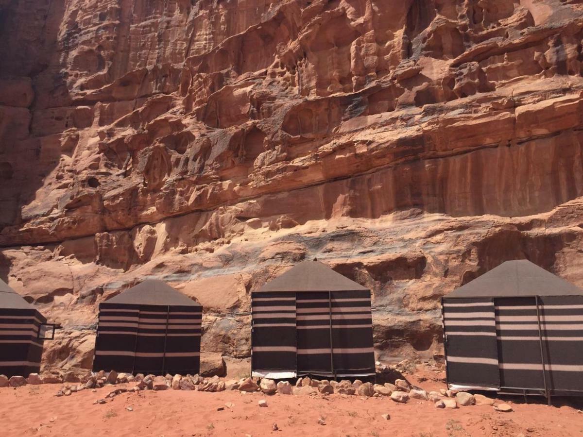 Wadi Rum Bright Moon Esterno foto